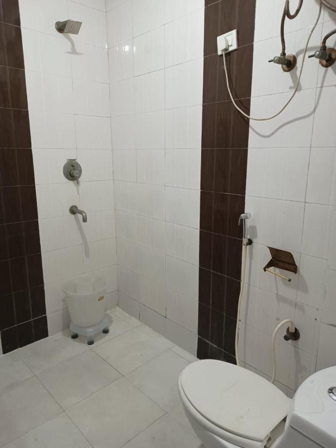 Hotel Airport Aditya Inn New Delhi Bagian luar foto