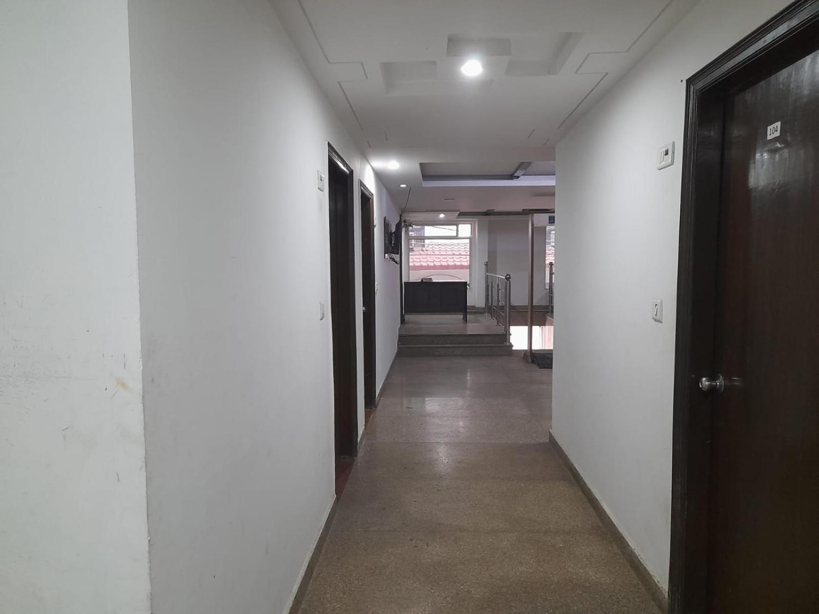 Hotel Airport Aditya Inn New Delhi Bagian luar foto