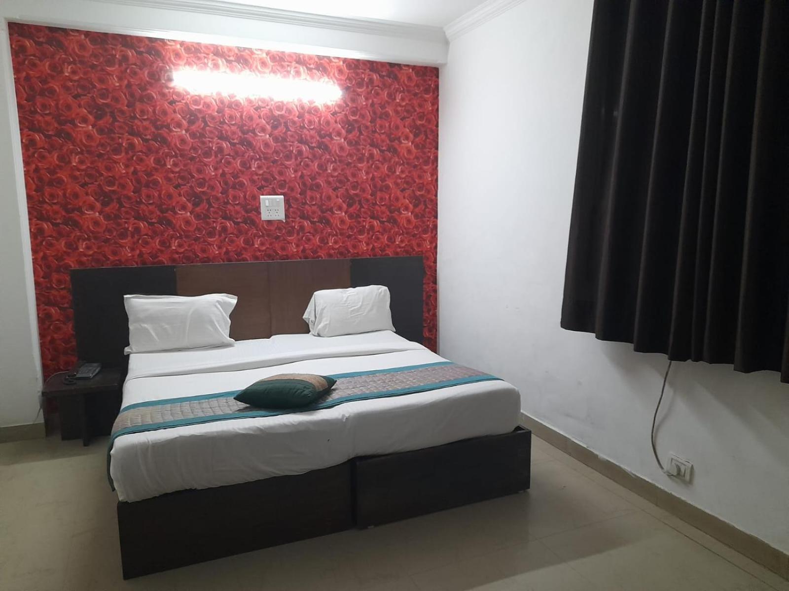 Hotel Airport Aditya Inn New Delhi Bagian luar foto